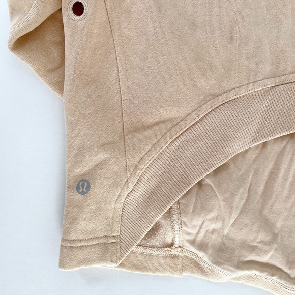 lululemon Cool Crescent Hoodie
Ivory Peach with Ponytail Hole - Picture 3 of 3